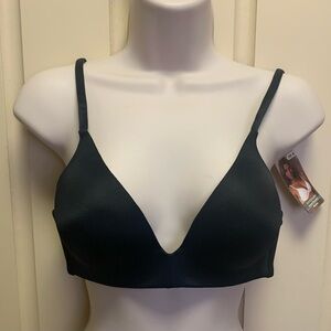 Ambrielle Smooth Revolution Wireless Bra-Ablack Black-36A-NWT-NOS $30 MSRP
